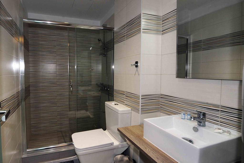 Hotel Kakanakos Loutra Oraias Elenis Bagian luar foto